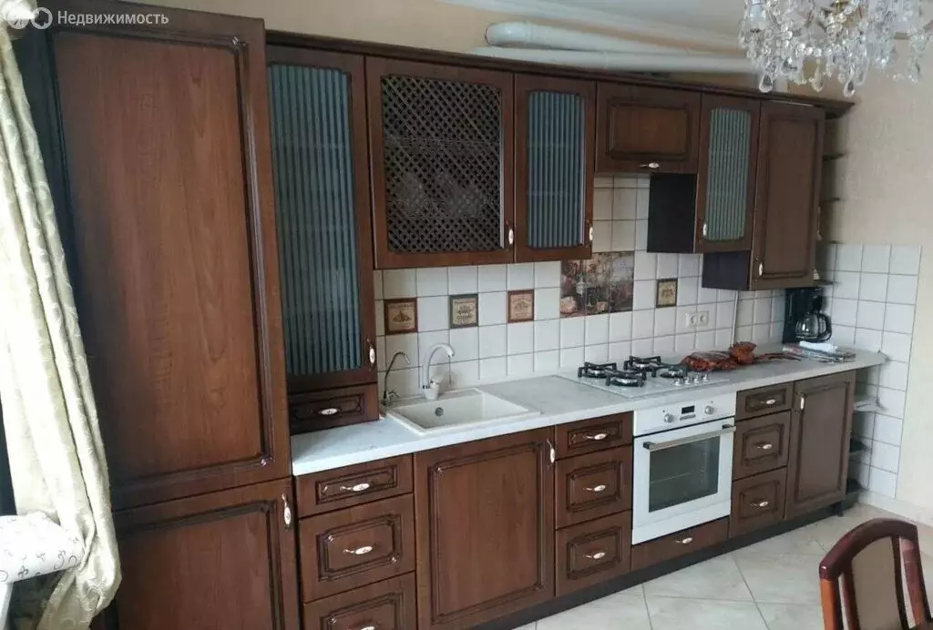 2-комнатная квартира: Калининград, улица Толбухина, 6 (69 м) - Фото 1