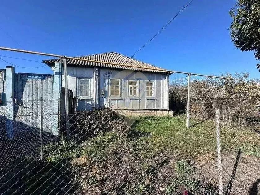 Дом в Белгородская область, Старооскольский городской округ, с. ... - Фото 1