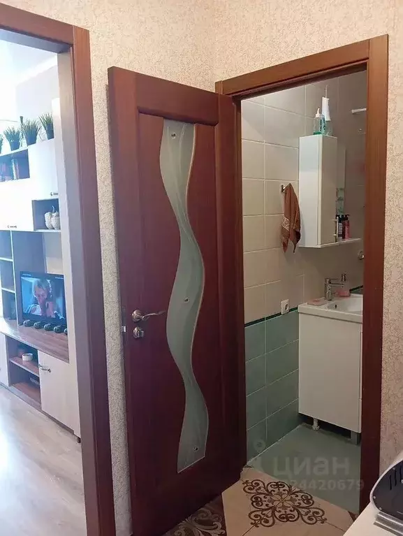 Студия Тюменская область, Тюмень ул. Тимофея Чаркова, 81 (27.6 м) - Фото 2