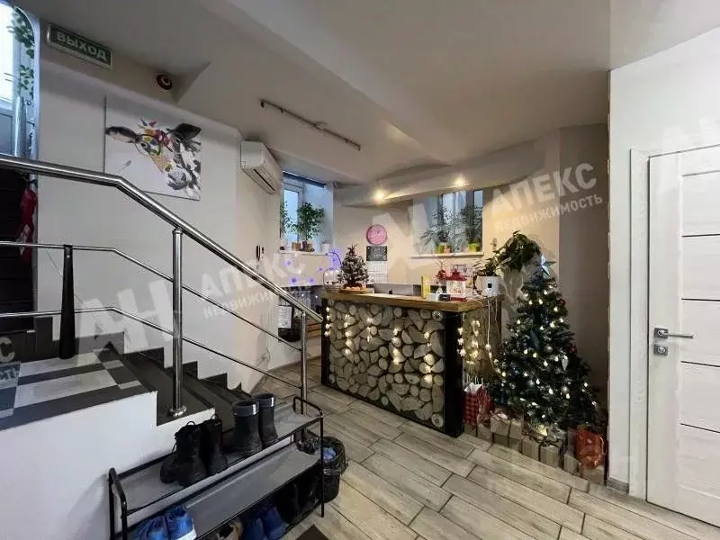 Помещение свободного назначения в Москва Рождественский бул., 9С1 (168 ... - Фото 1