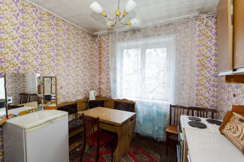 2-к кв. Кемеровская область, Новокузнецк ул. 40 лет Победы, 5 (56.0 м) - Фото 0