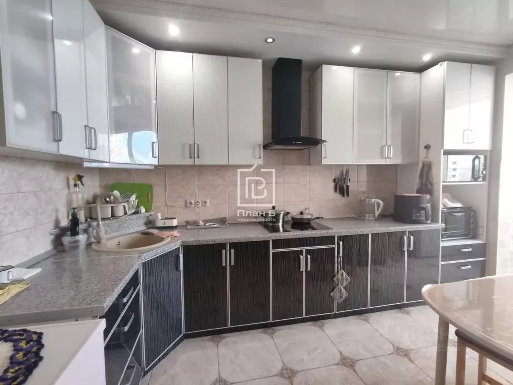 2-к кв. Калужская область, Калуга Хрустальная ул., 44к5 (60.4 м) - Фото 1