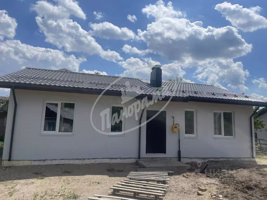 Дом в Калужская область, Калуга городской округ, д. Чижовка ул. ... - Фото 0