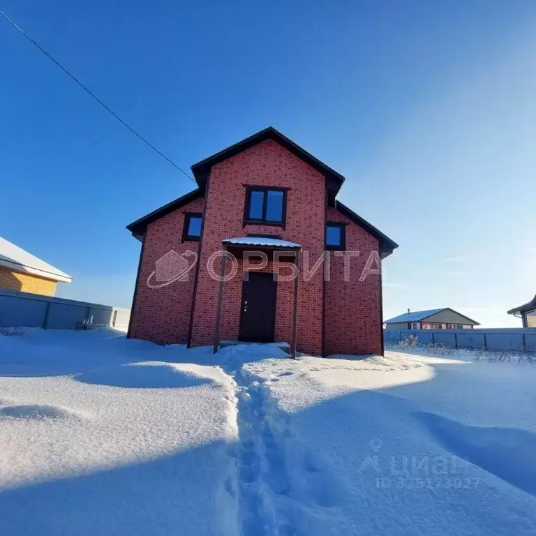 Дом в Тюменская область, Тюменский муниципальный округ, д. Коняшина ... - Фото 1
