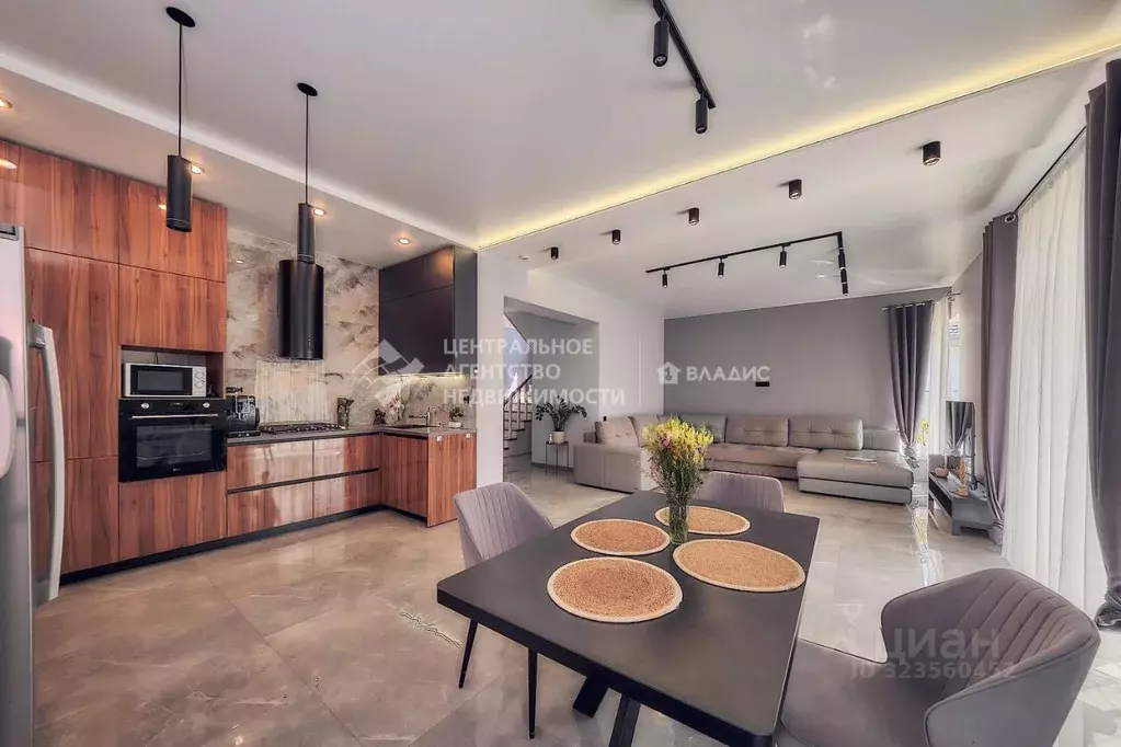 Дом в Рязанская область, Рязанский муниципальный округ, с. Алеканово, ... - Фото 2