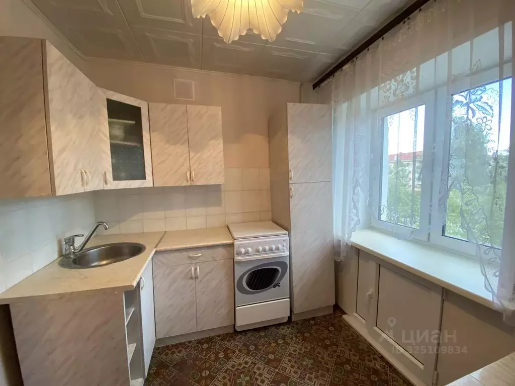 2-к кв. Свердловская область, Асбест просп. Ленина, 32 (46.0 м) - Фото 1