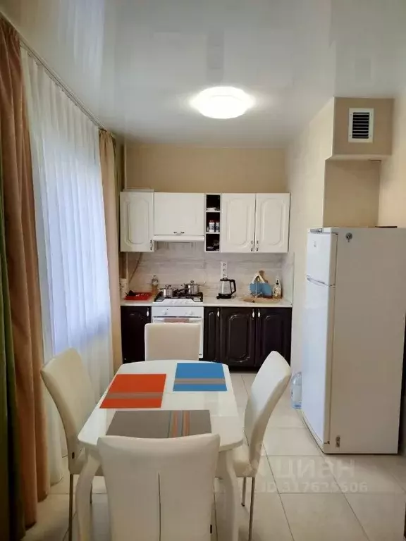 2-к кв. Псковская область, Псков ул. Крестки, 3А (56.0 м) - Фото 1