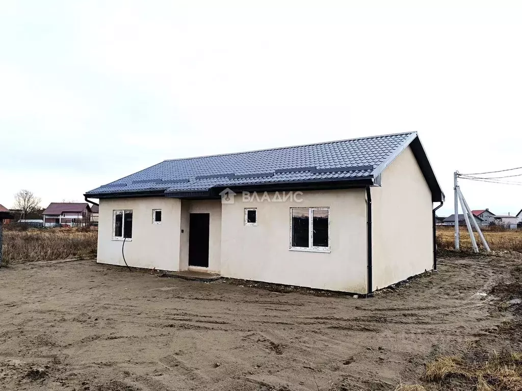 Дом в Калининградская область, Гурьевский муниципальный округ, пос. ... - Фото 0