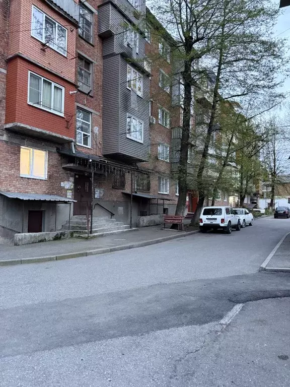 2-к кв. Северная Осетия, Владикавказ ул. Алибека Кантемирова, 6к1 ... - Фото 2