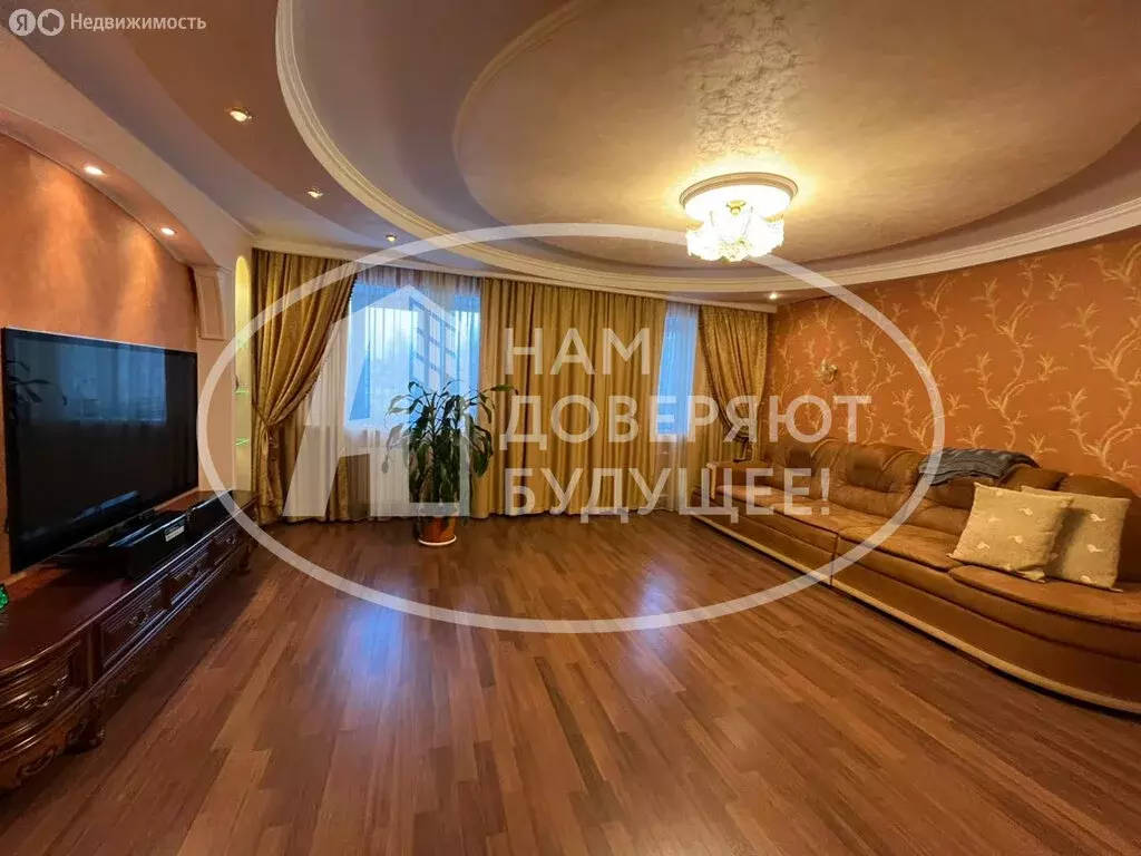4-комнатная квартира: Лысьва, улица Металлистов, 26 (90.5 м) - Фото 1