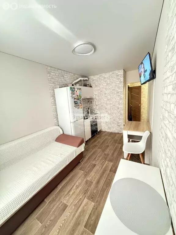 1-комнатная квартира: Курган, улица Луначарского, 102 (30.4 м) - Фото 0