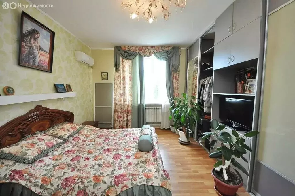 3-комнатная квартира: Салават, улица Калинина, 106А (110 м) - Фото 2