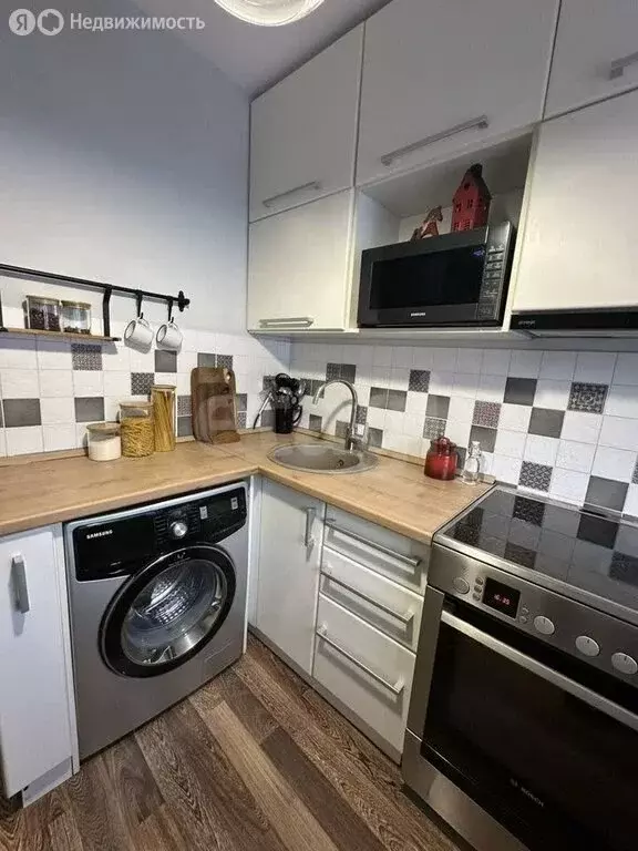 2-комнатная квартира: Горно-Алтайск, Коммунистический проспект, 88 (49 ... - Фото 2