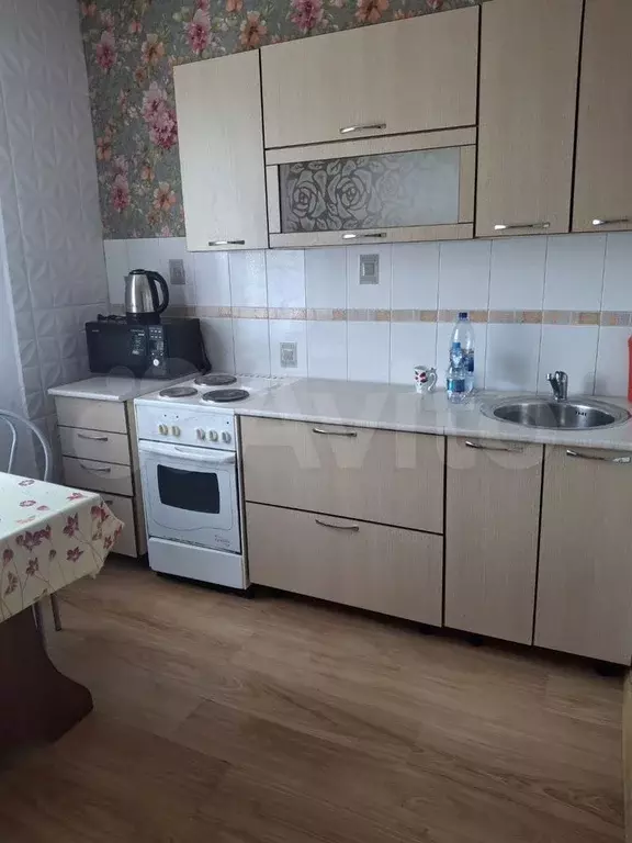 1-к. квартира, 38 м, 10/10 эт. - Фото 0