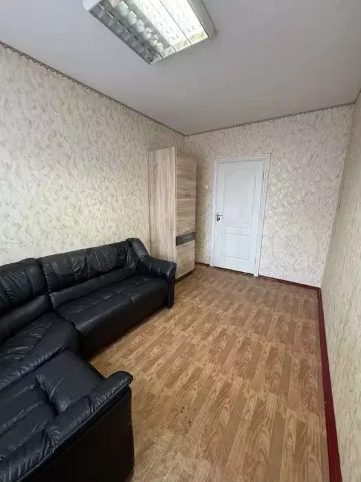 3-к. квартира, 70 м, 4/7 эт. - Фото 0