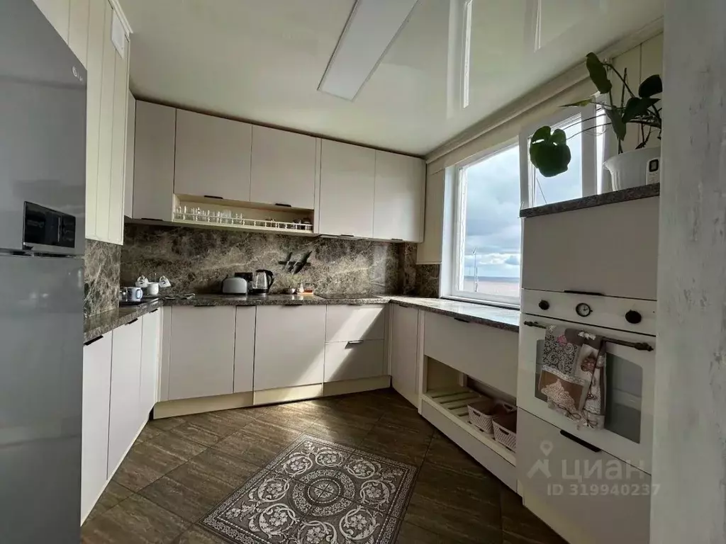 5-к кв. Ханты-Мансийский АО, Нижневартовск ул. 60 лет Октября, 10 ... - Фото 0