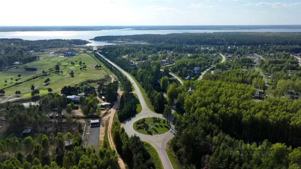 Участок в Ярославская область, Рыбинский муниципальный округ, д. ... - Фото 1