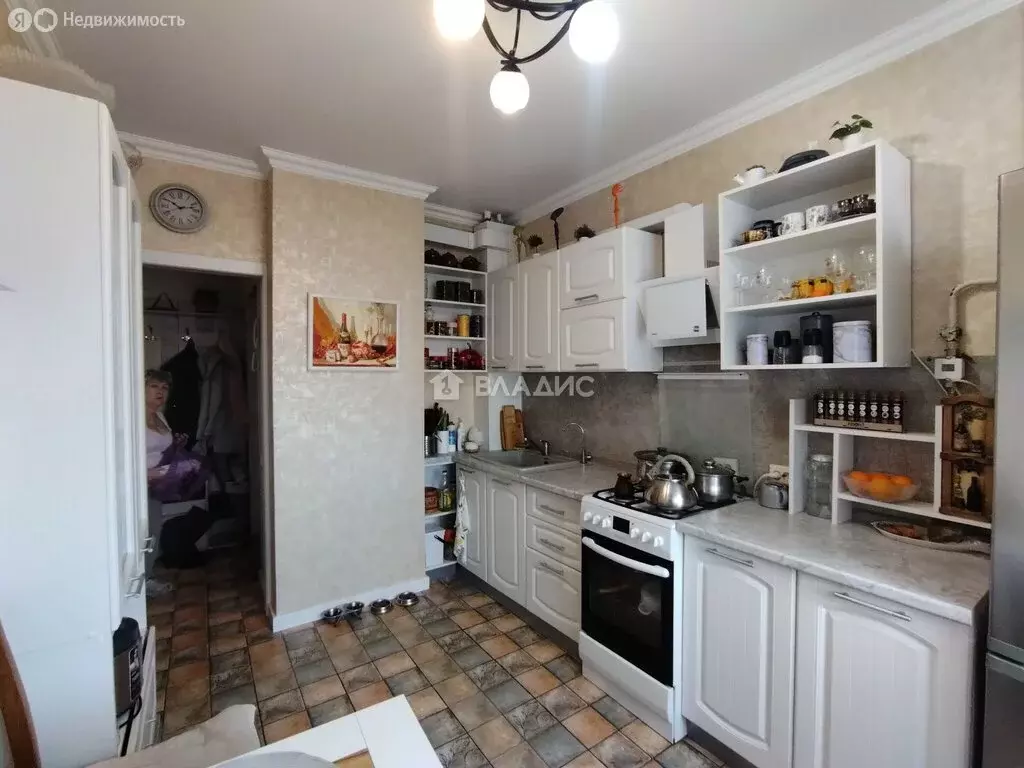 3-комнатная квартира: Белгород, улица 5 Августа, 40 (60.4 м) - Фото 2