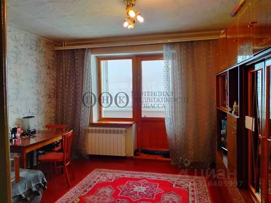 3-к кв. Кемеровская область, Кемерово Кузнецкий просп., 278 (59.5 м) - Фото 0