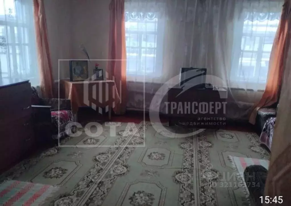 Дом в Воронежская область, Кантемировка рп ул. 10-й Пятилетки, 36 (74 ... - Фото 0