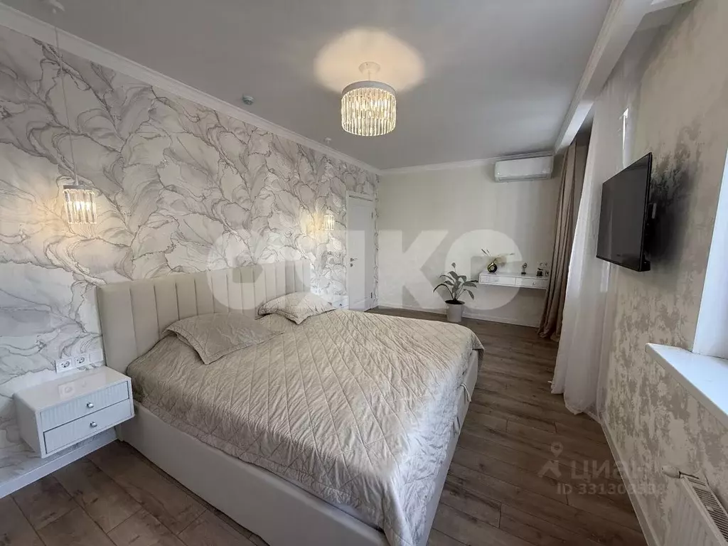 3-к кв. Краснодарский край, Туапсе ул. Портовиков (92.5 м) - Фото 1