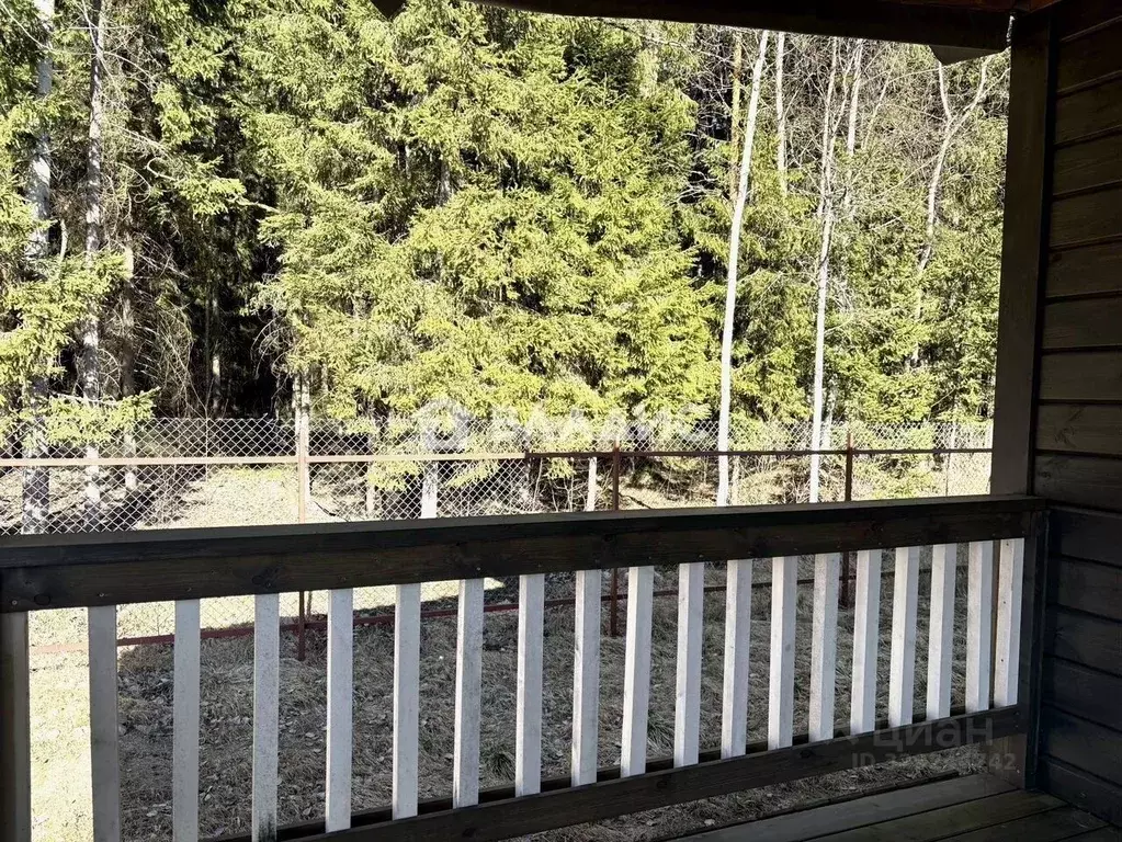 Дом в Ленинградская область, Выборгский район, Рощинское городское ... - Фото 2