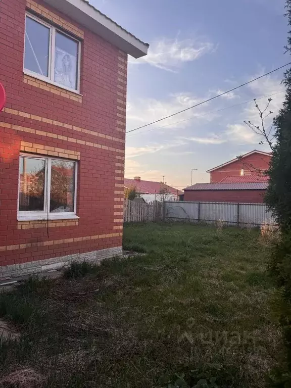 Таунхаус в Самарская область, Ставропольский район, с. Ягодное ул. ... - Фото 0