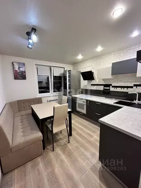 1-к кв. Коми, Сыктывкар Петрозаводская ул., 33 (39.4 м) - Фото 0