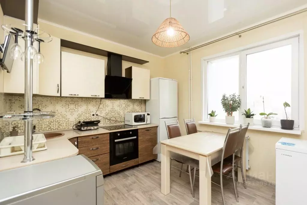 2-к кв. Оренбургская область, Оренбург Транспортная ул., 1/1 (60.2 м) - Фото 2