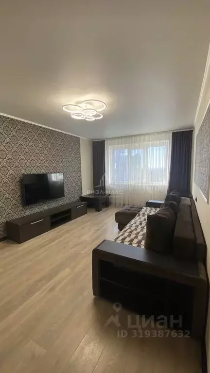 2-к кв. Брянская область, Брянск Литейная ул., 57 (65.0 м) - Фото 0