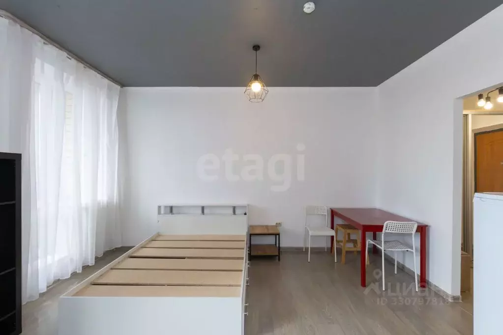Студия Тюменская область, Тюмень ул. Беляева, 35к2 (30.2 м) - Фото 1