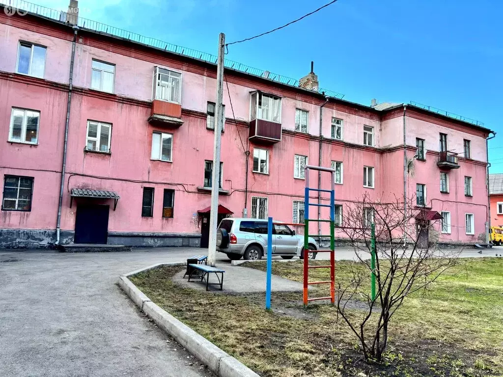 3-комнатная квартира: Прокопьевск, Российская улица, 50 (71.7 м) - Фото 2