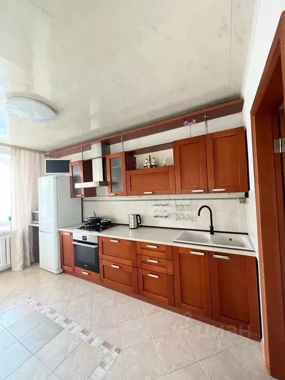 2-к кв. Татарстан, Казань ул. Адоратского, 66а (52.0 м) - Фото 0