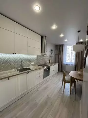 2-к. квартира, 41 м, 9/25 эт. - Фото 0
