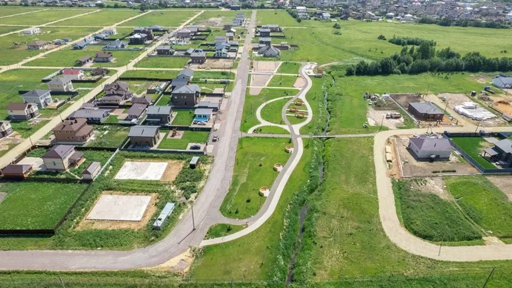 Участок в Ленинградская область, Гатчинский муниципальный округ, д. ... - Фото 2