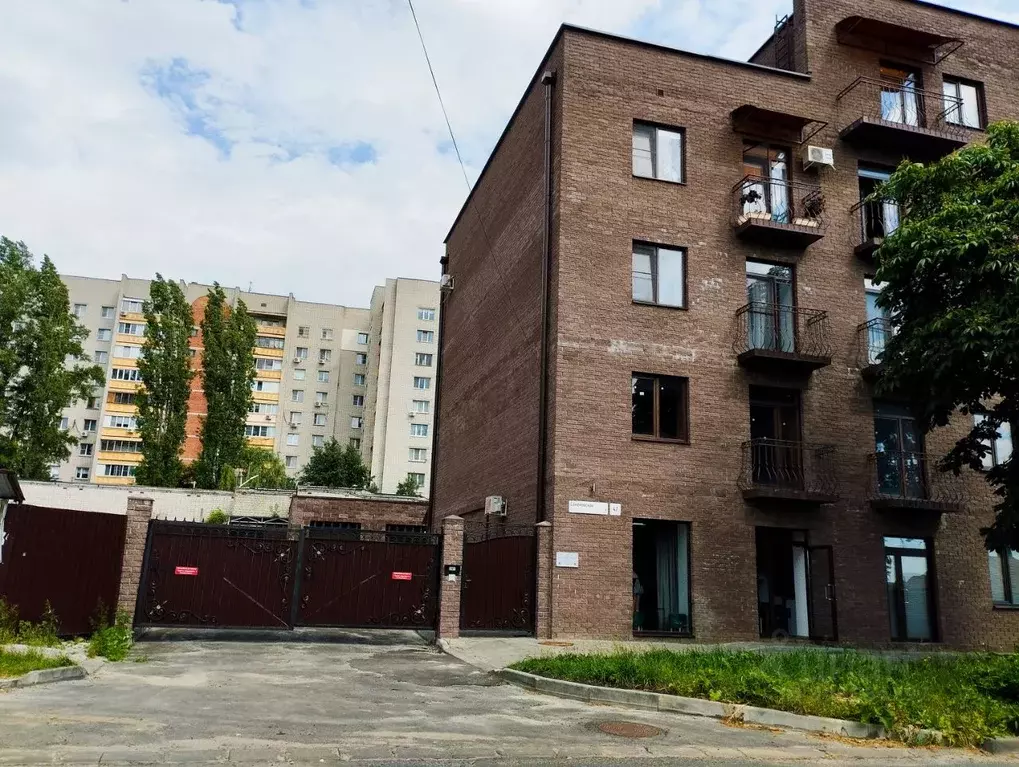 2-к кв. Курская область, Курск Семеновская ул., 47 (73.0 м) - Фото 1