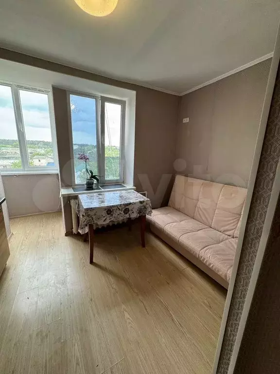 Комната 54 м в 2-к., 5/5 эт. - Фото 1