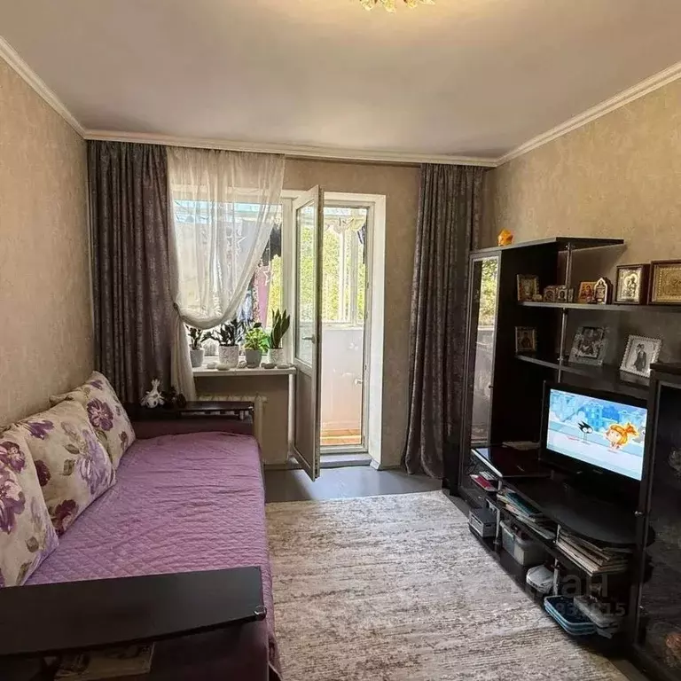 3-к кв. Крым, Симферополь ул. Гагарина, 16 (55.9 м) - Фото 2