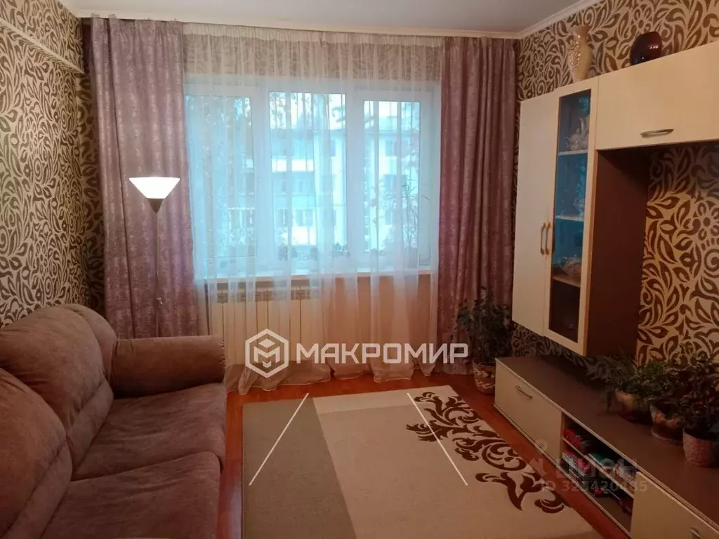 3-к кв. Брянская область, Брянск ул. Камозина, 32 (62.6 м) - Фото 1