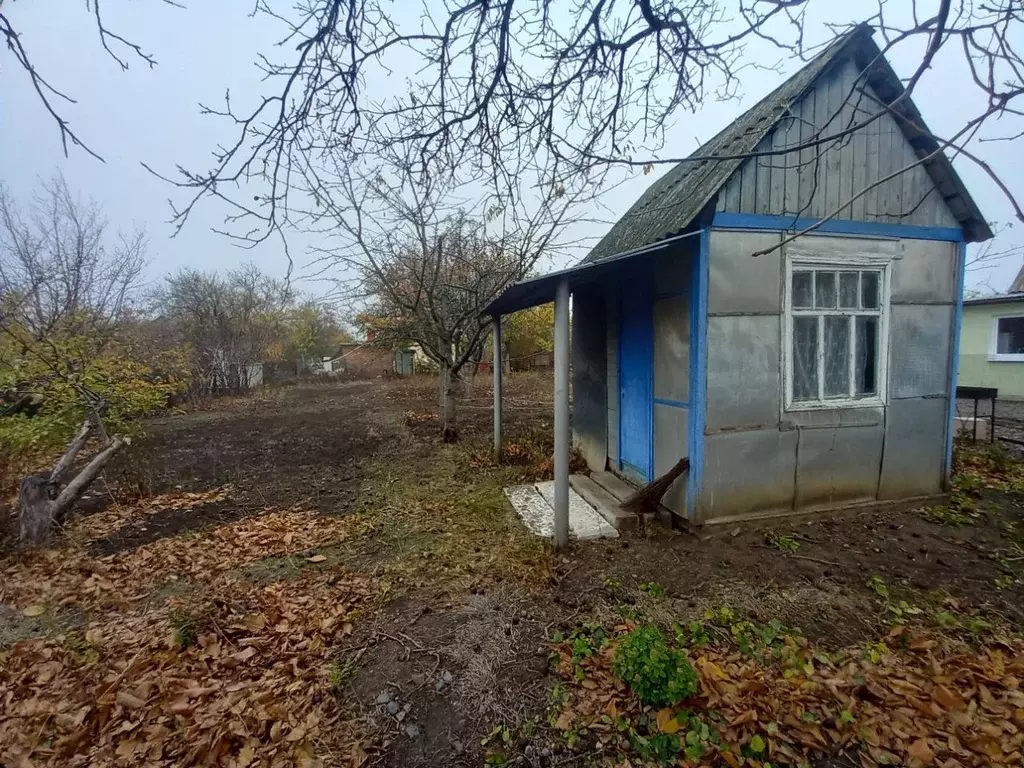 Дом в Ростовская область, Азов Азовский район, ул. Грушевая (12 м) - Фото 1