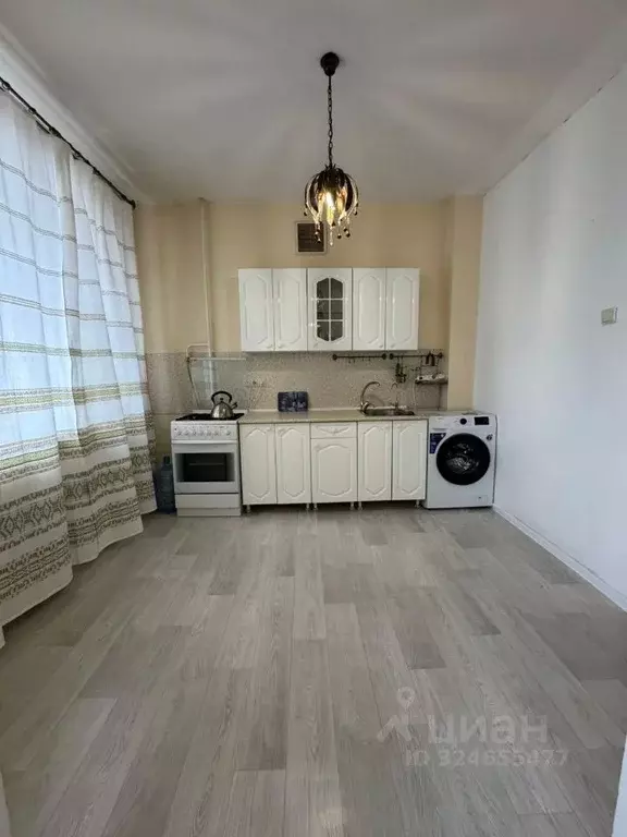 3-к кв. Саха (Якутия), Якутск ул. Кирова, 21/4 (71.0 м) - Фото 1