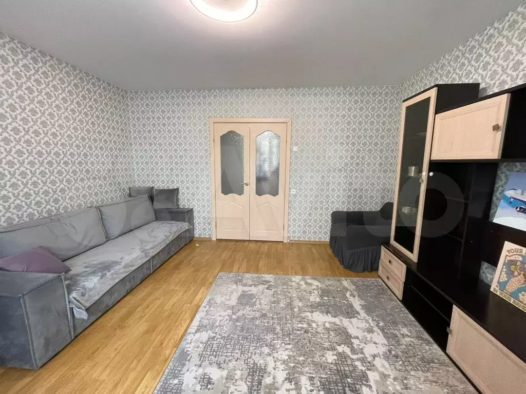 2-к. квартира, 70 м, 2/10 эт. - Фото 1
