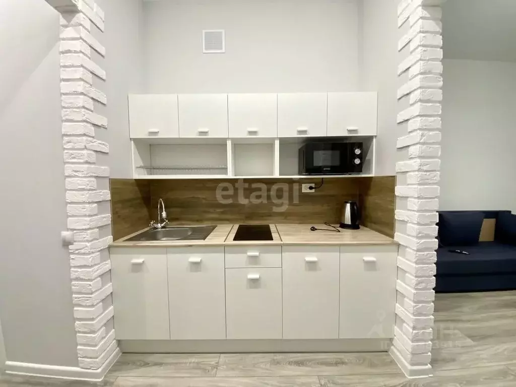 Студия Тюменская область, Тюмень ул. Вице-адмирала Воронцова, 9 (26.0 ... - Фото 1