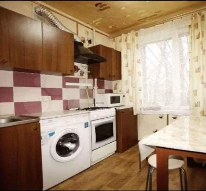 4-к. квартира, 73 м, 1/9 эт. - Фото 0