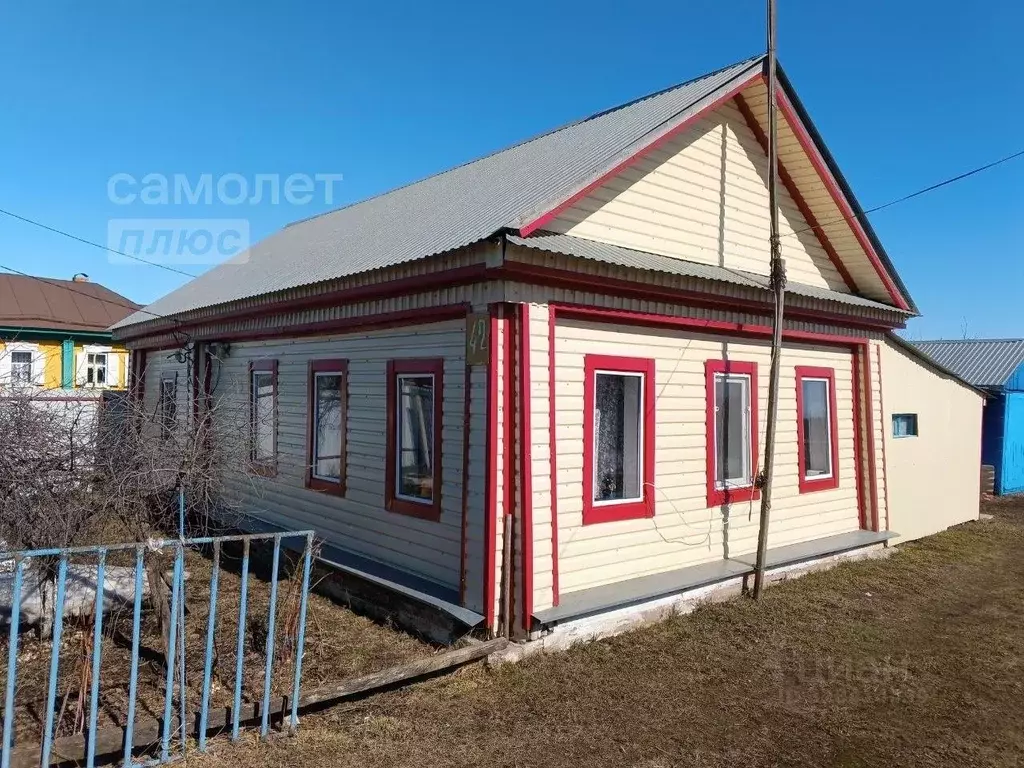 Дом в Башкортостан, Чишминский район, Арслановский сельсовет, д. Ирек ... - Фото 1