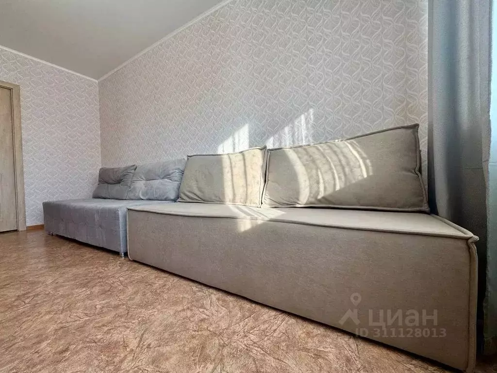 2-к кв. Тюменская область, Тюмень ул. Домостроителей, 38 (50.0 м) - Фото 1