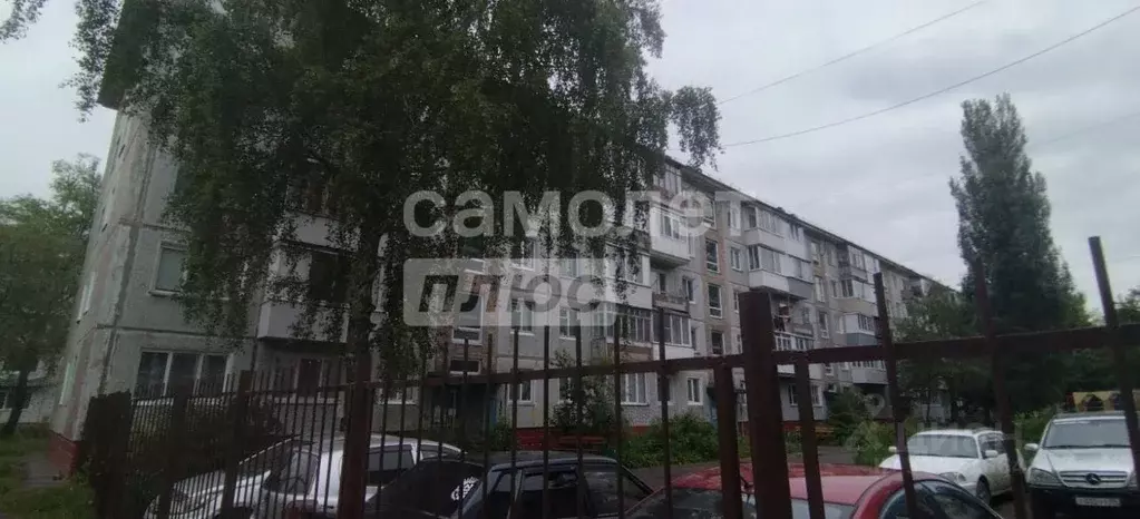 2-к кв. Омская область, Омск Сибирский просп., 10/2 (47.9 м) - Фото 0