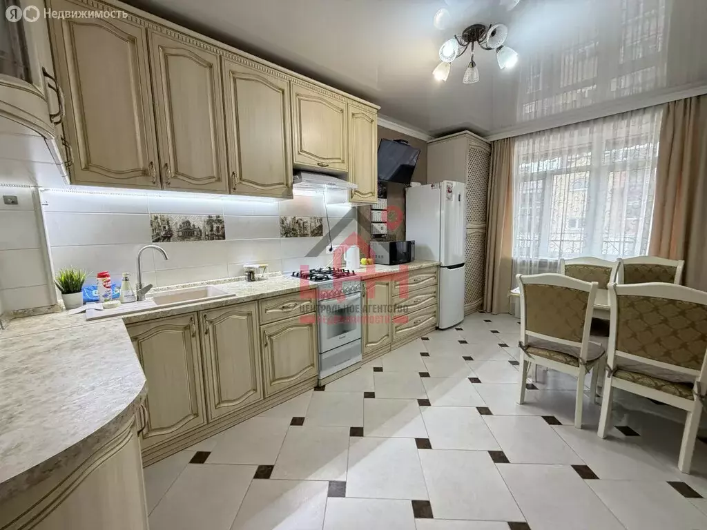 3-комнатная квартира: Ессентуки, улица Орджоникидзе, 84к6 (78.2 м) - Фото 1