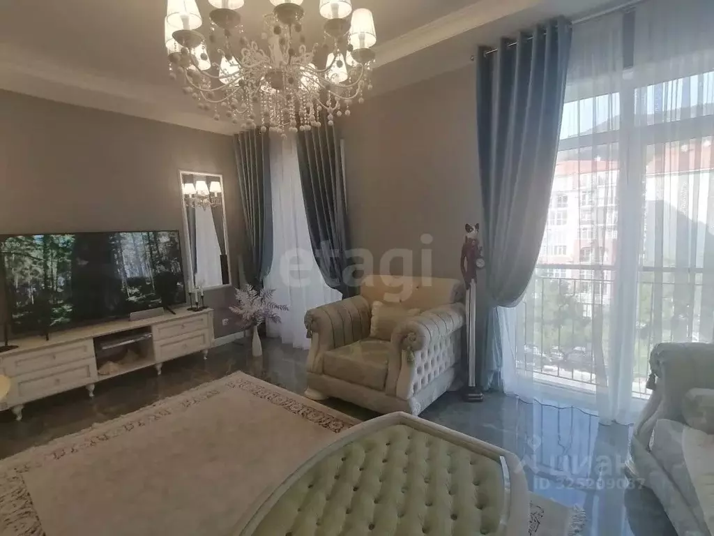 3-к кв. Краснодарский край, Геленджик ул. Витебская, 14к4 (107.0 м) - Фото 1