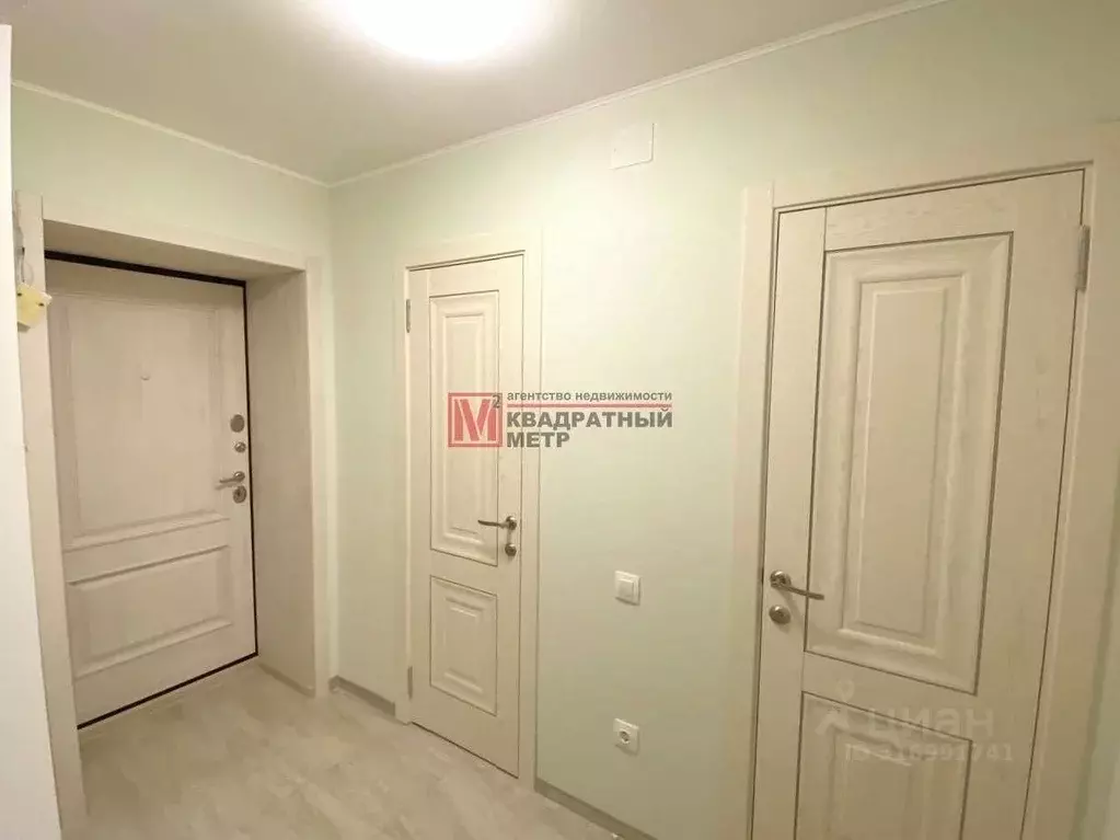 3-к кв. Белгородская область, Старый Оскол Дубрава мкр, 1 кв-л, 11 ... - Фото 1